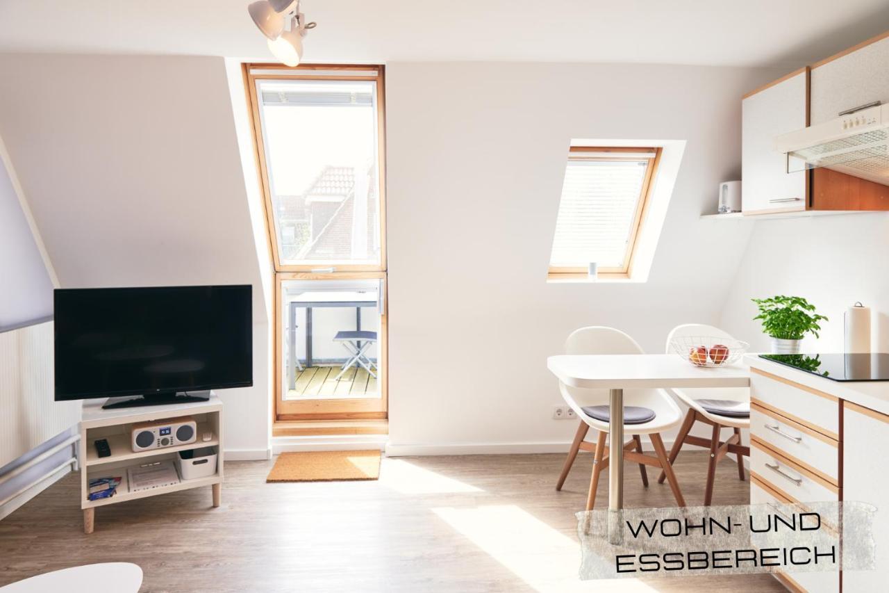 Ferienwohnung Mit Balkon In Zentraler Und Ruhiger Lage Busum Exterior photo